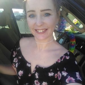 Meet your Posher, April